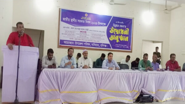 প্রধান অতিথির বক্তব্য রাখছেন হবিগঞ্জ জেলা যুবলীগের নবাগত সভাপতি ও বানিয়াচং উপজেলা পরিষদ চেয়ারম্যান মোঃ আবুল কাশেম চৌধুরী।